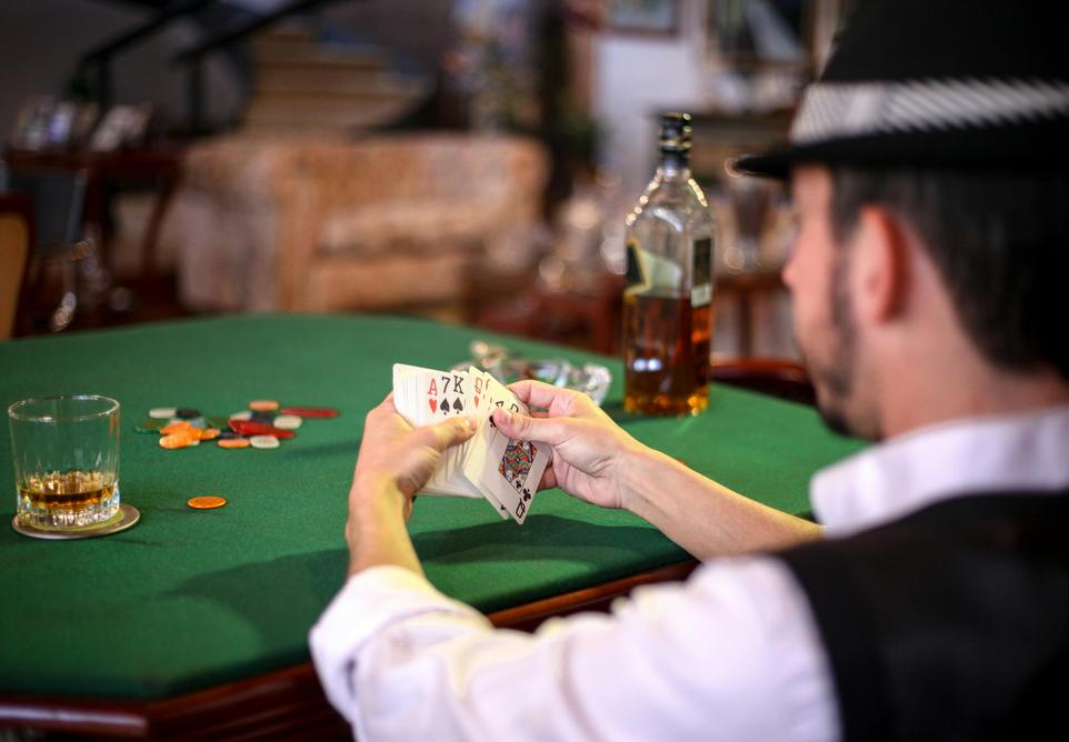 Royal Reels Casino vs. The Competition: Which Online Casino Reigns Supreme?